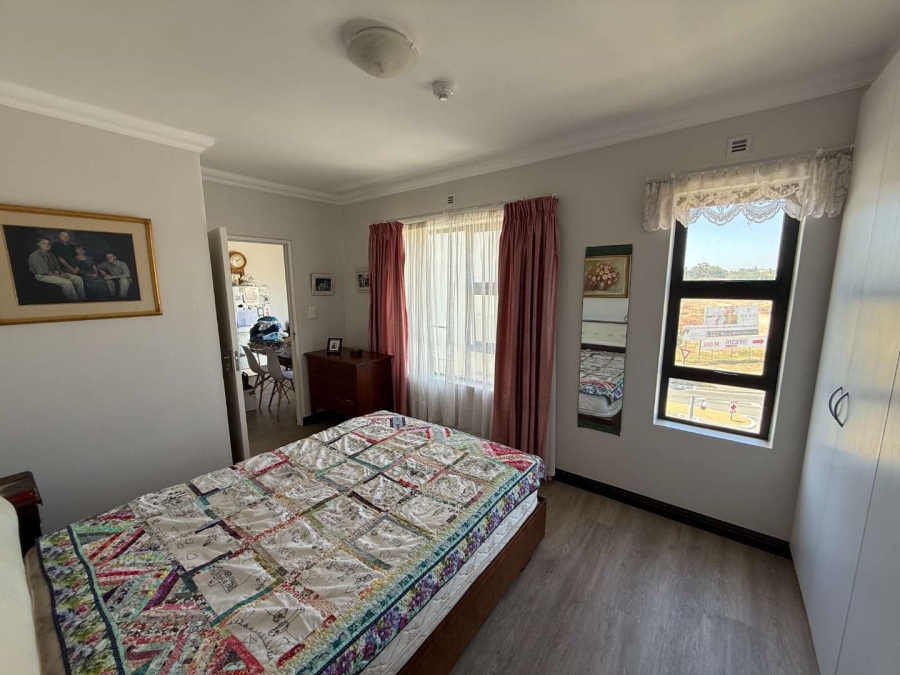 2 Bedroom Property for Sale in Buhrein Western Cape